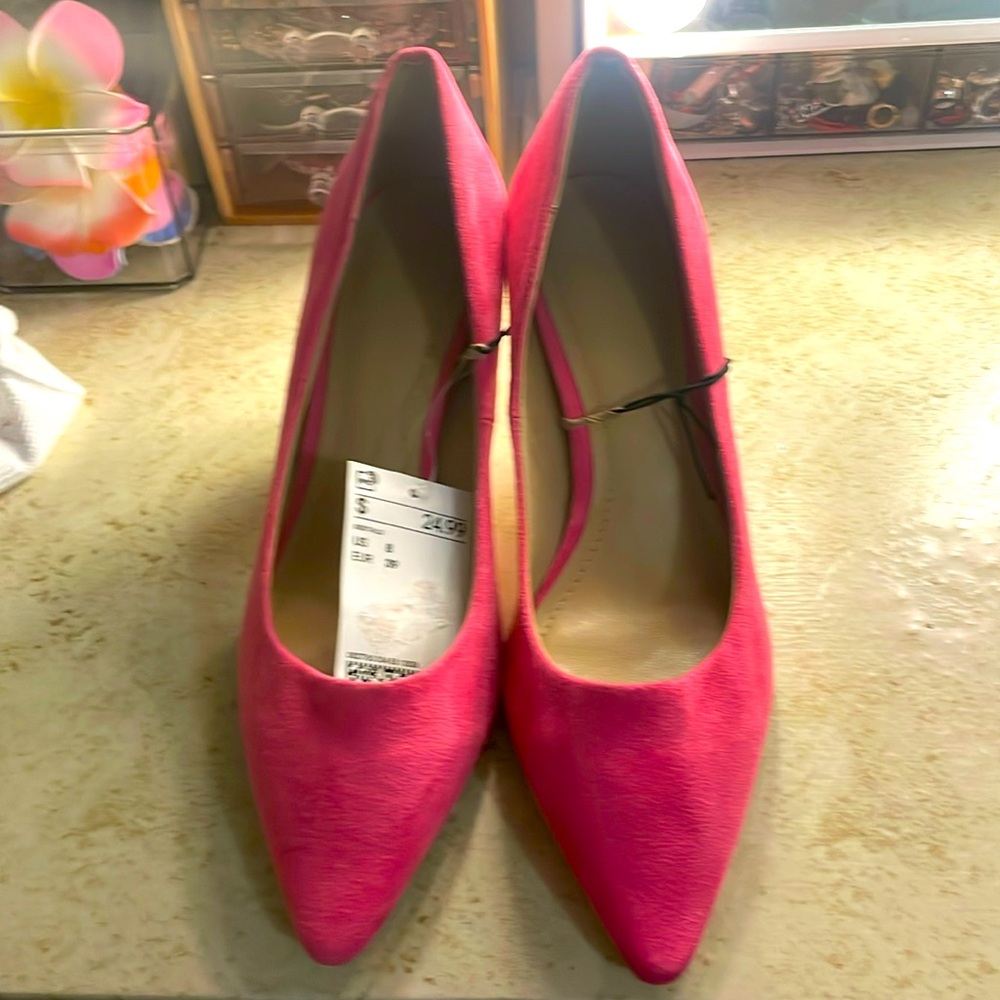 hot pink heels